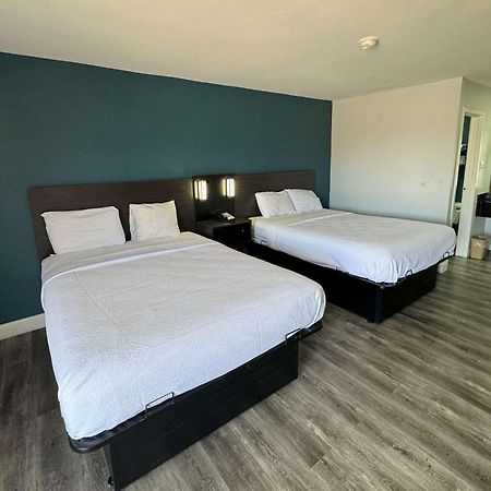 Rodeway Inn เวสต์เมมฟิส ภายนอก รูปภาพ