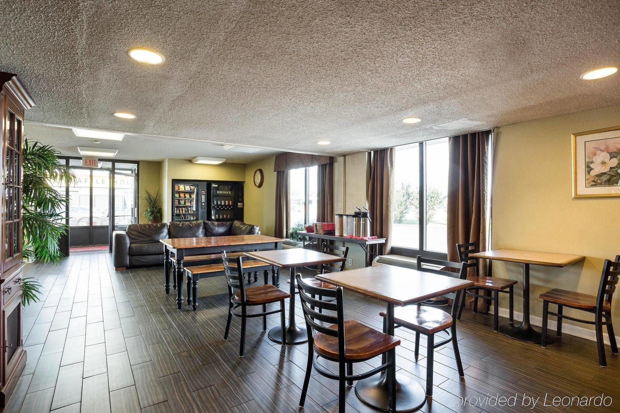 Rodeway Inn เวสต์เมมฟิส ภายนอก รูปภาพ